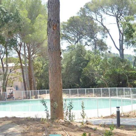 3 Pieces Avec Clim, Piscine Et Terrasse - 500m Plage, Parking, Sur - Fr-1-226b-77 Apartment *